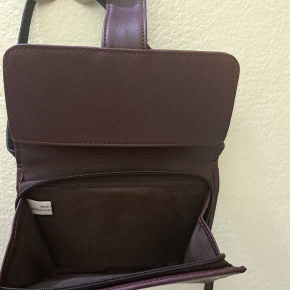 Simple Wristlet Wallet - Picture 2 of 3